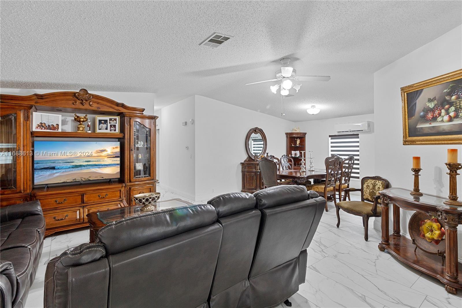 35303 SW 180th ave lot 302, Homestead, FL, 33034/$230,000 2 35303 SW 180th ave lot 302