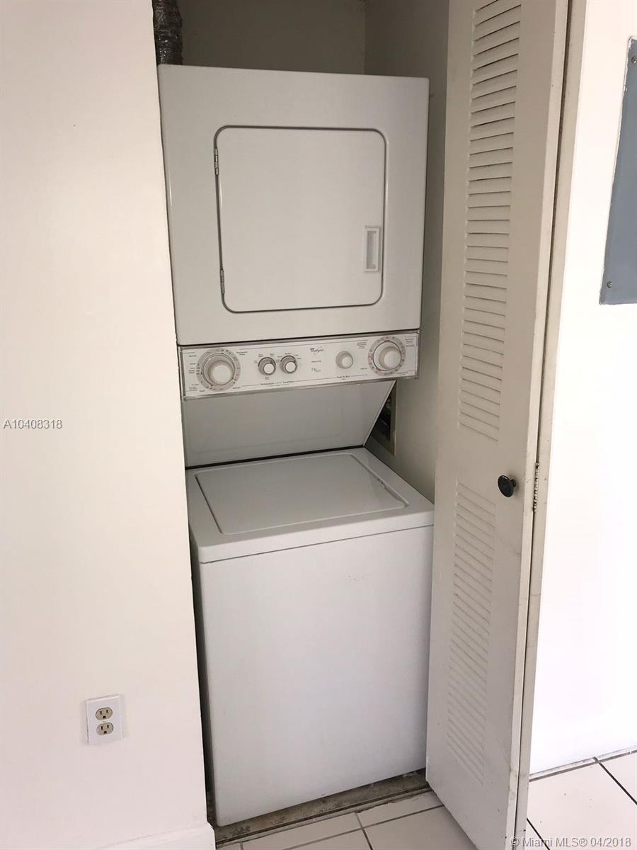 MIRA VILLAS CONDO - Residential