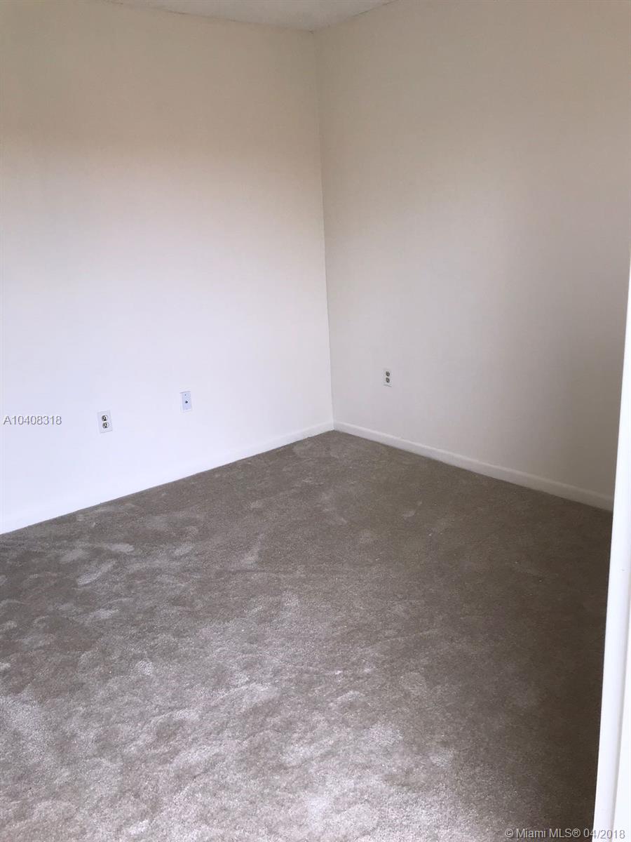 MIRA VILLAS CONDO - Residential