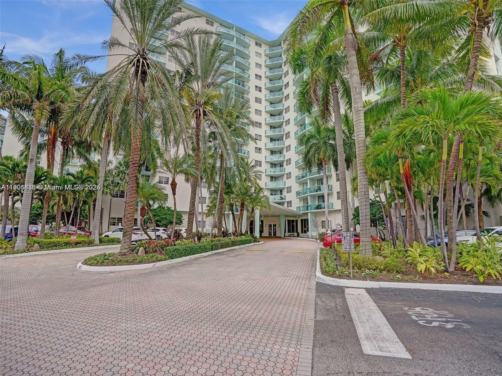 TIDES ON HOLLYWOOD BEACH - Residential Lease