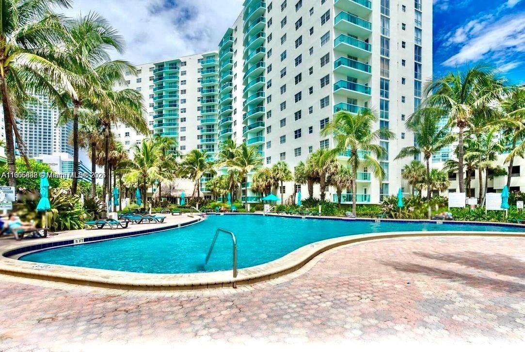 TIDES ON HOLLYWOOD BEACH - Residential Lease