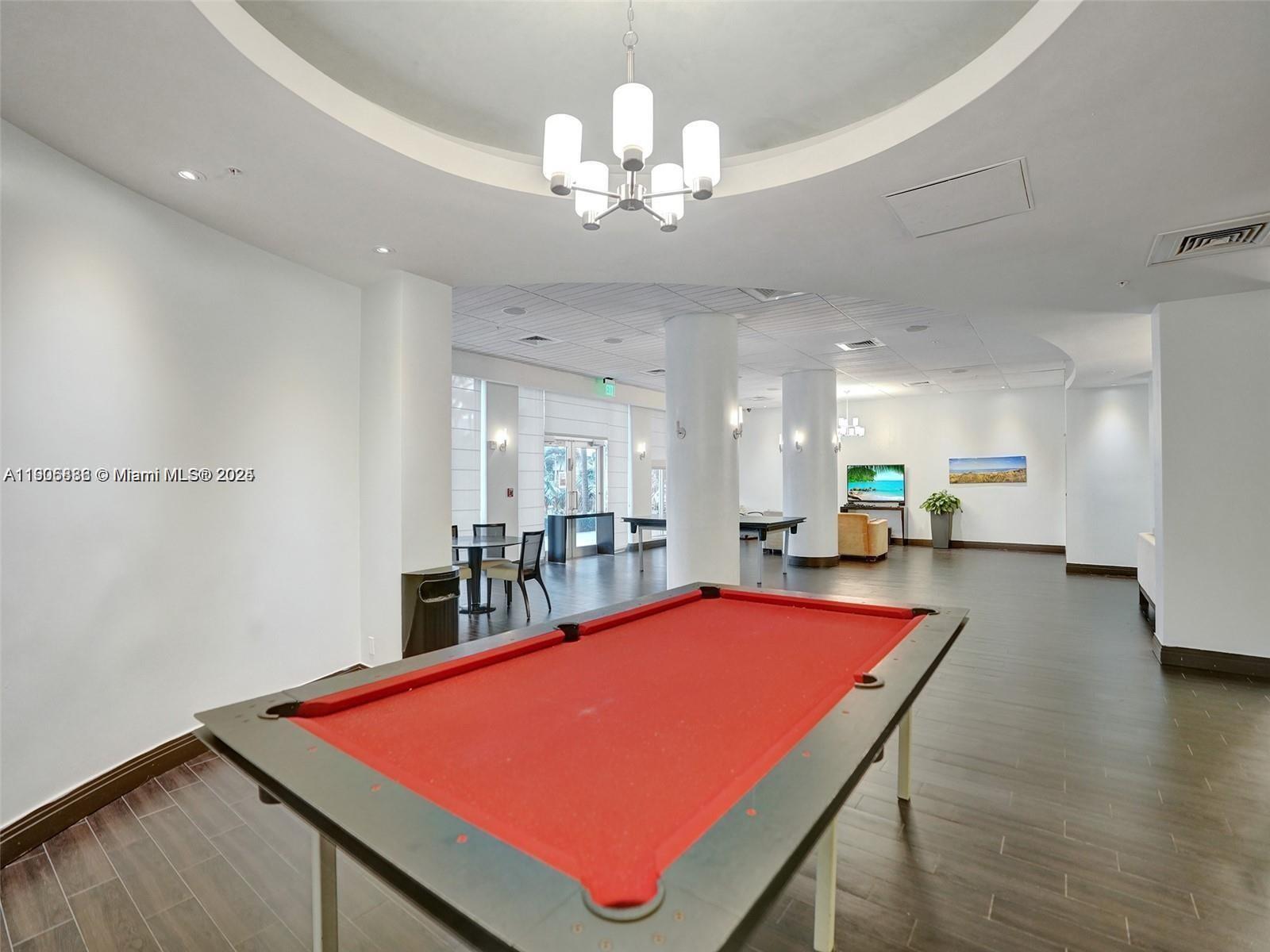 TIDES ON HOLLYWOOD BEACH - Residential Lease