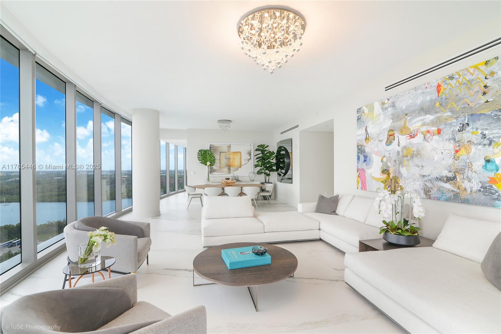 15701 Collins Ave 2405