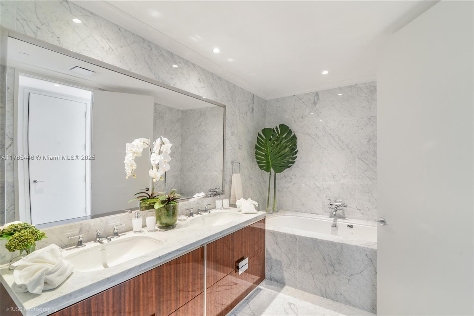 15701 COLLINS CONDO - Residential Lease