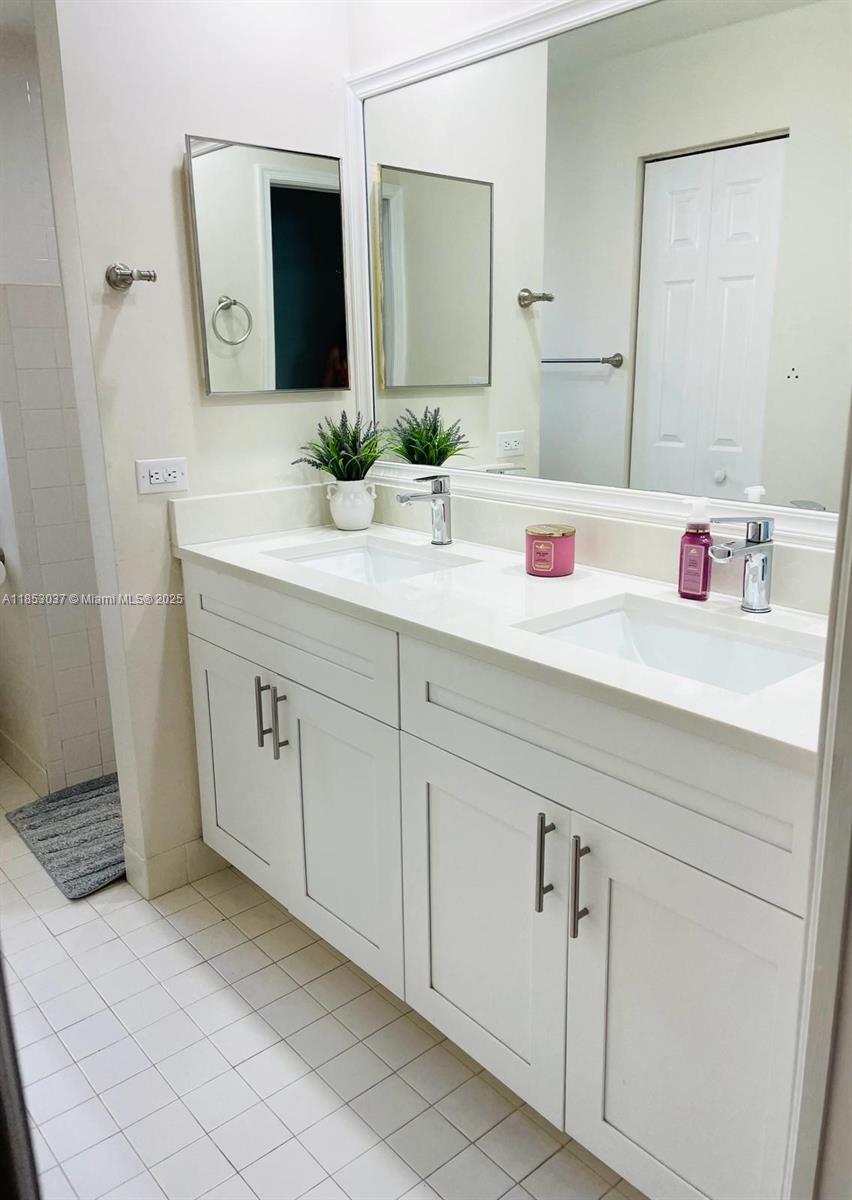 SILVER LAKES AT PEMBROKE - Residential