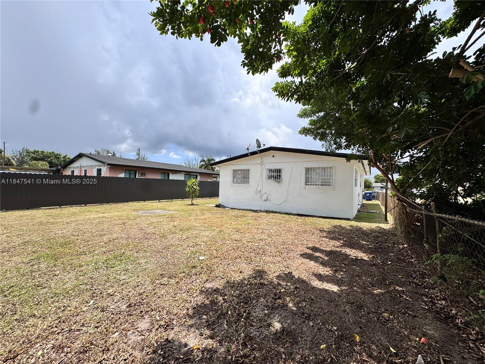 RAINBOW GARDENS - Residential