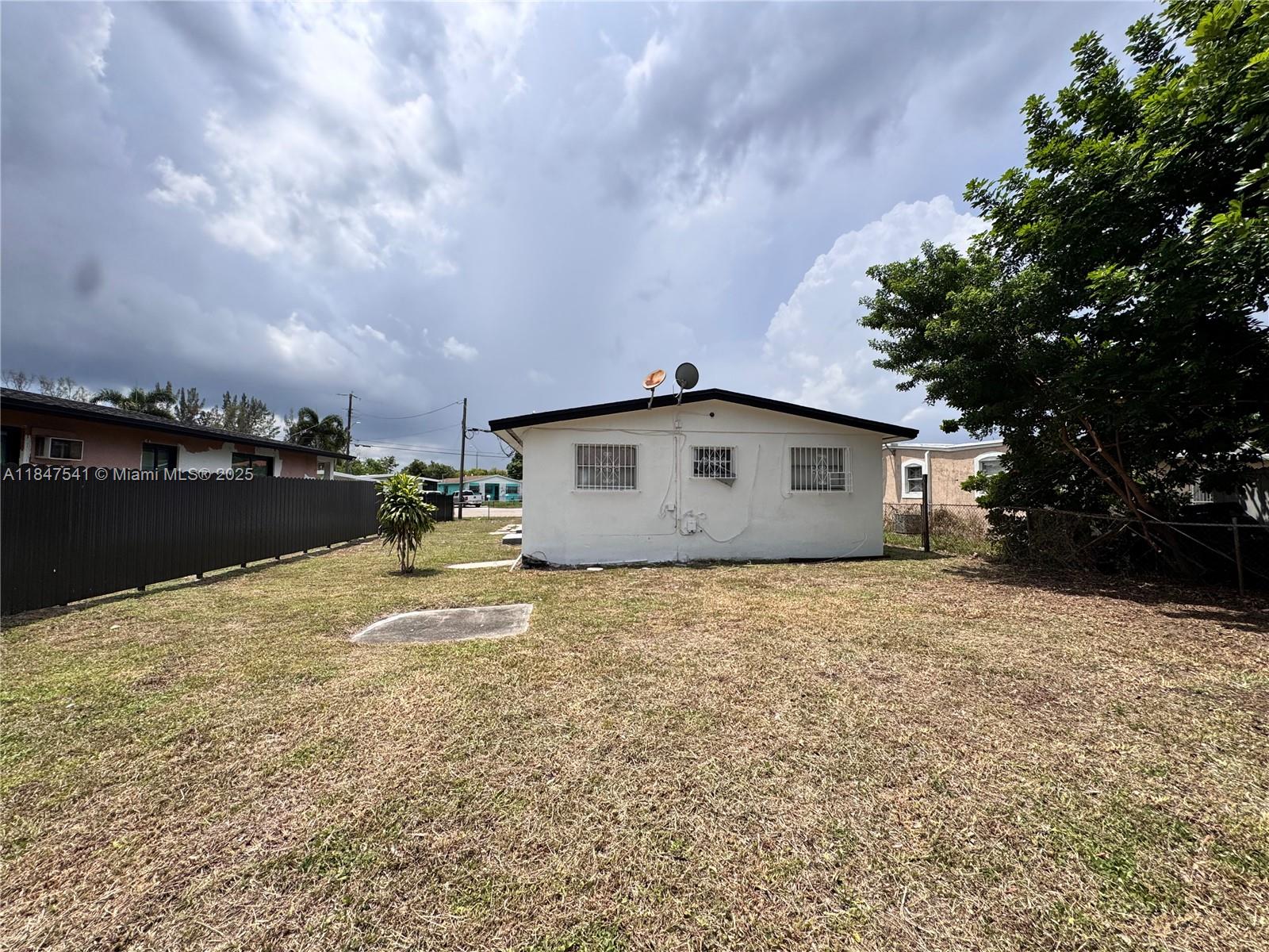 RAINBOW GARDENS - Residential