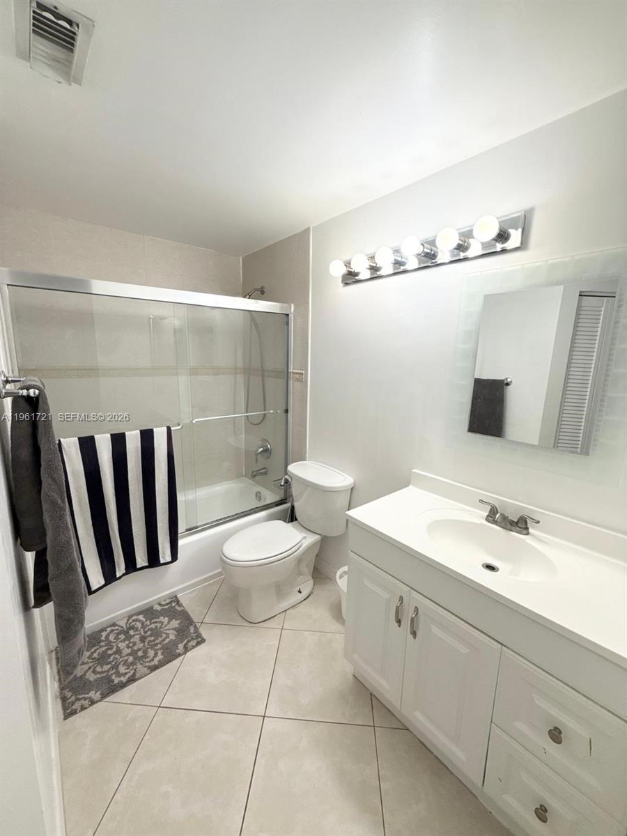 19501 E Country Club Dr 9104