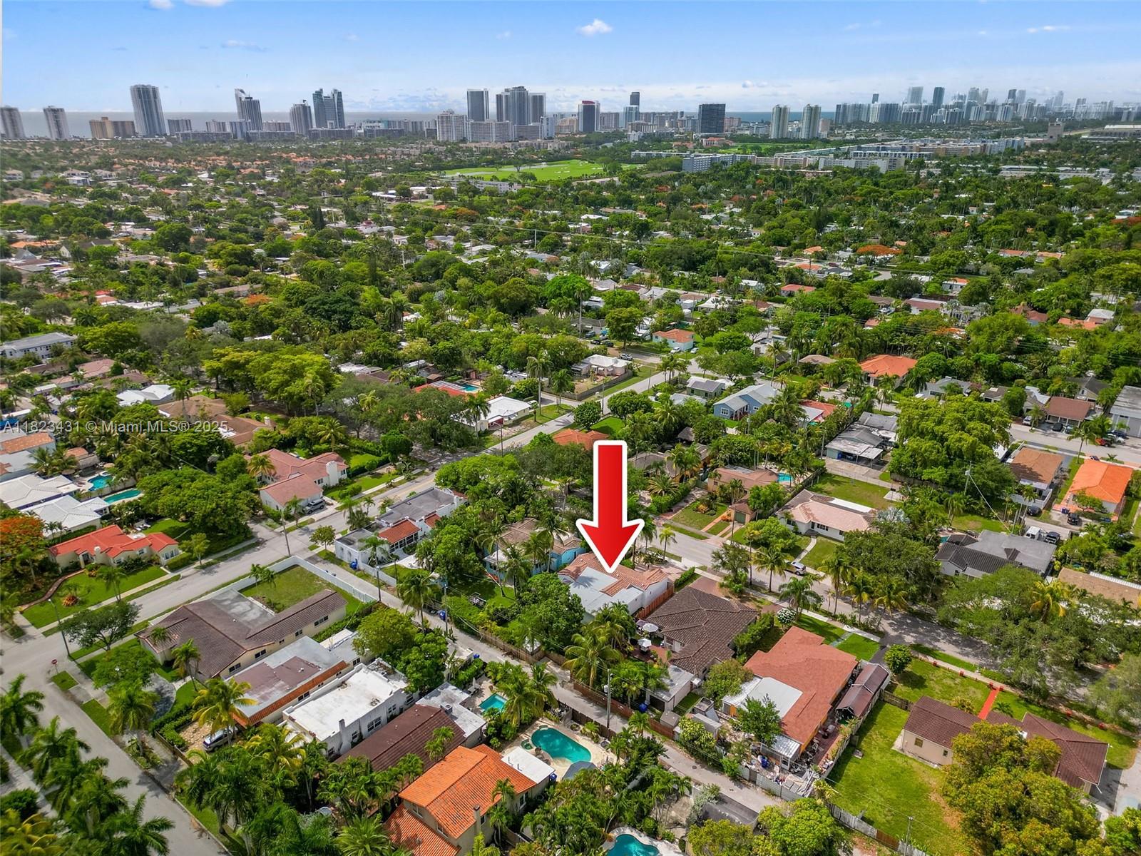 HOLLYWOOD - Residential