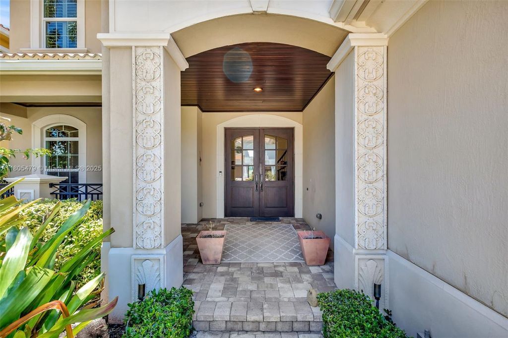 Photo of 333 Charroux Dr, Palm Beach Gardens, FL 33410 (MLS # A11805479)