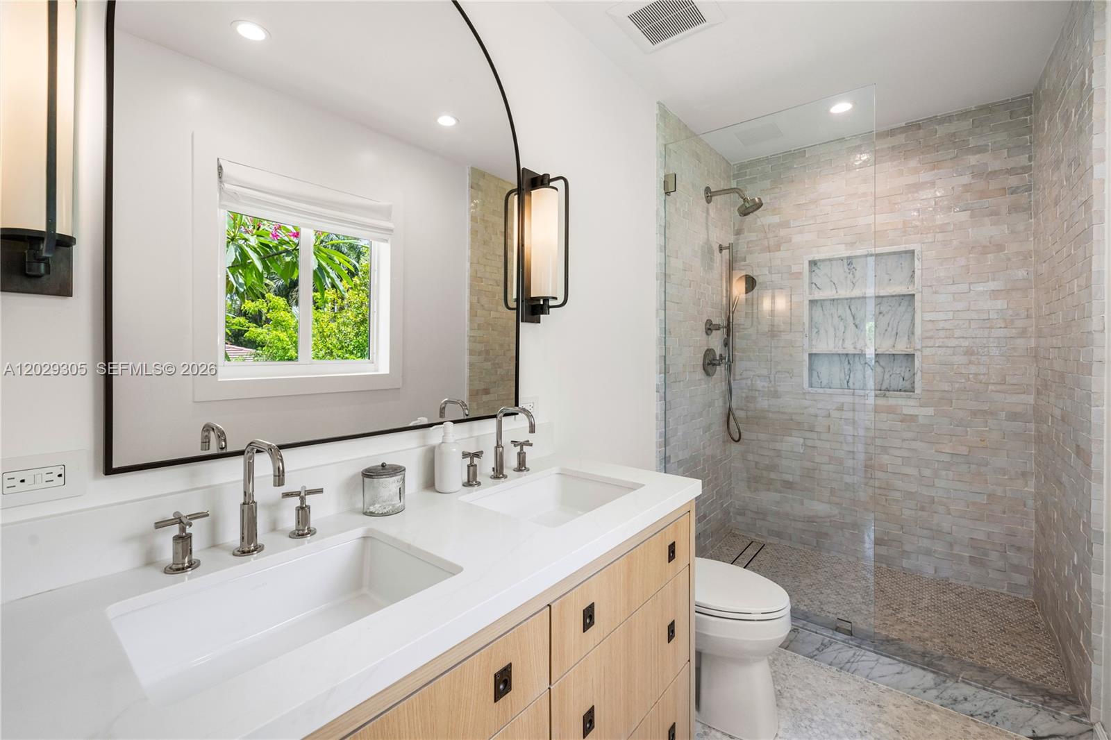 CORAL GABLES COUNTRY CLUB - Residential