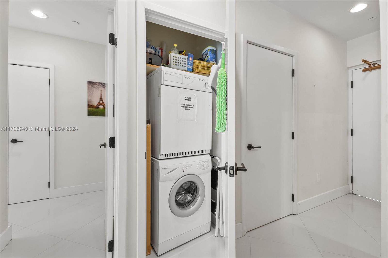 SOUTH CARILLON BEACH COND - Residential Lease