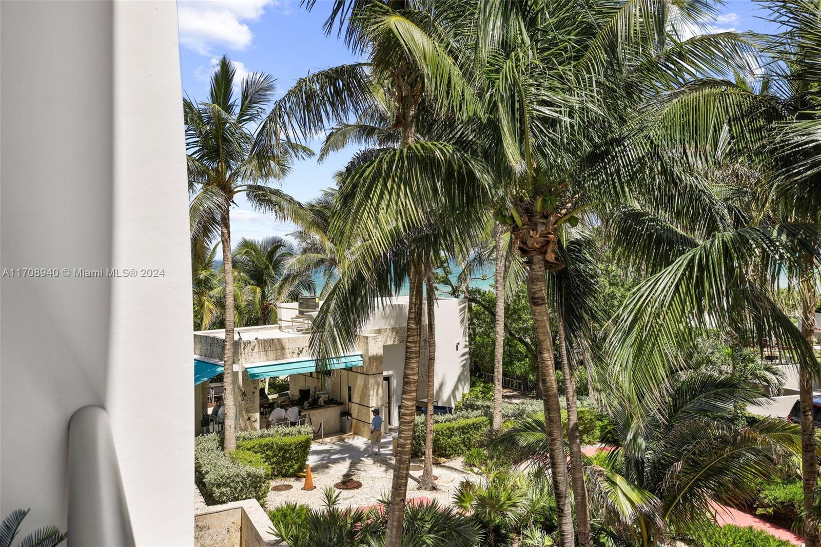 SOUTH CARILLON BEACH COND - Residential Lease