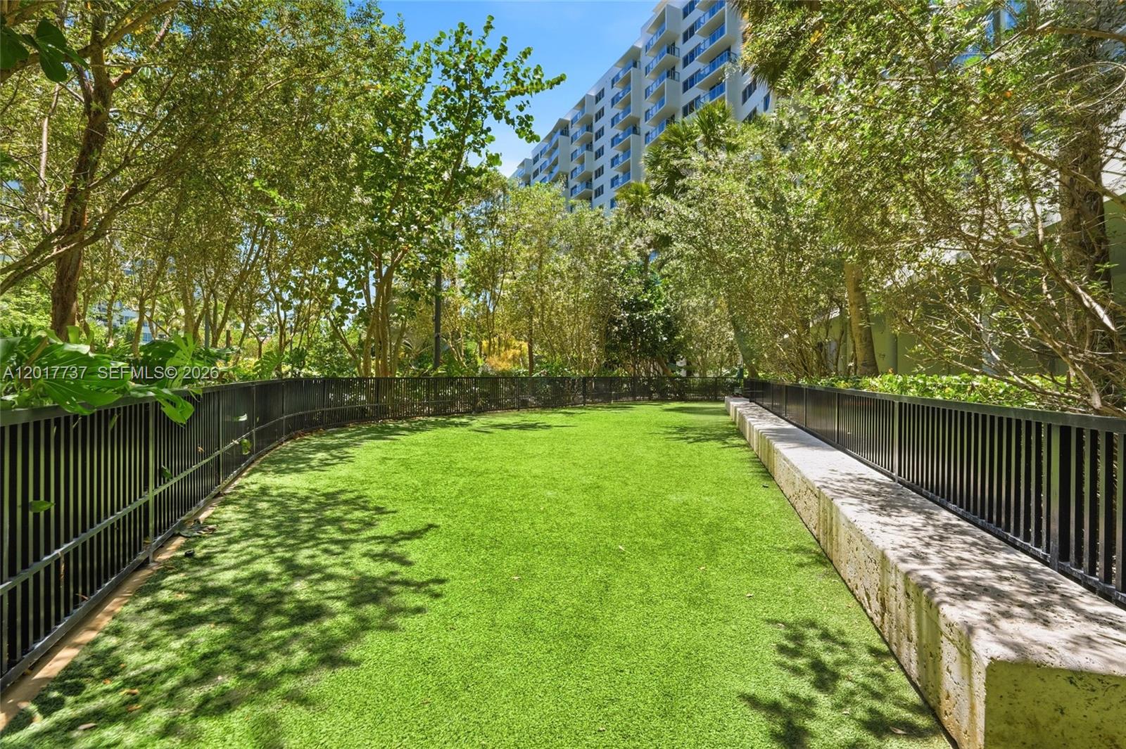 FLAMINGO SOUTH BEACH I CO - Residential