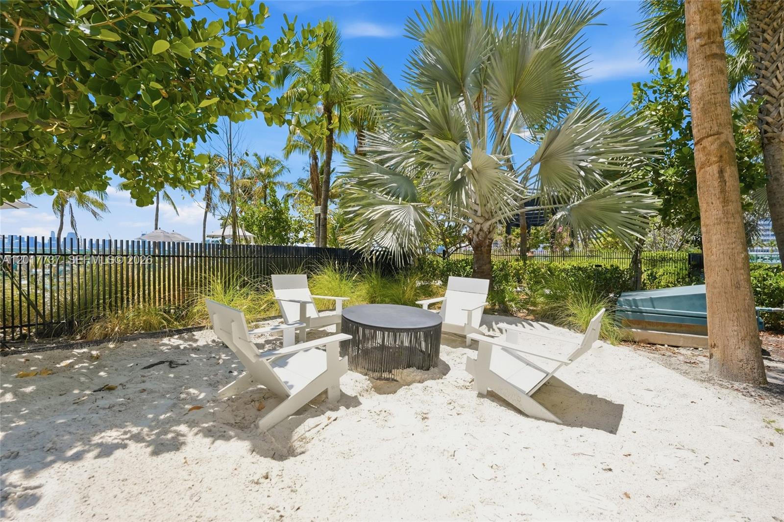 FLAMINGO SOUTH BEACH I CO - Residential