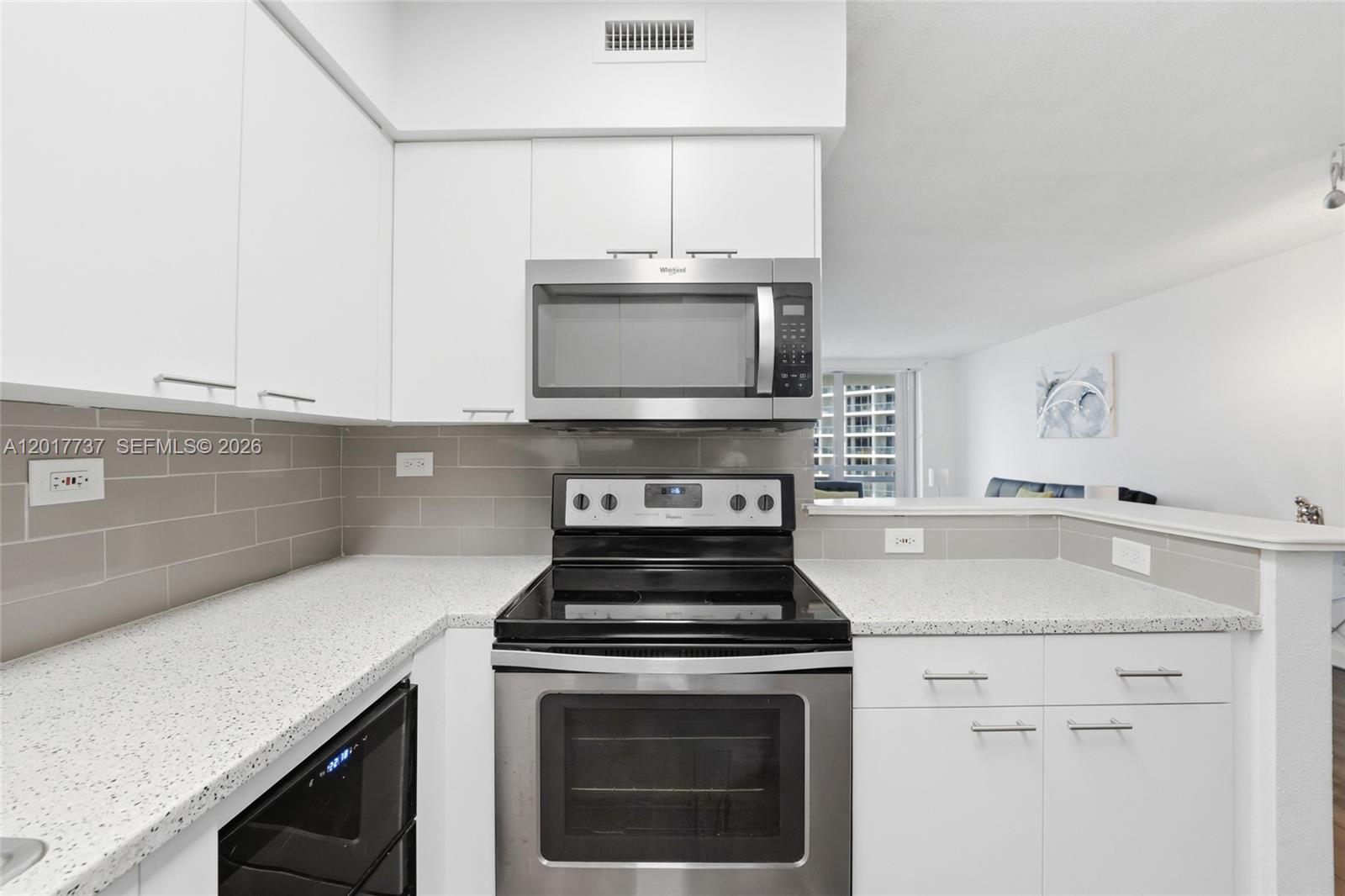 FLAMINGO SOUTH BEACH I CO - Residential