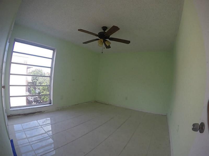 PALM-WEST GARDENS CONDO - Residential Lease