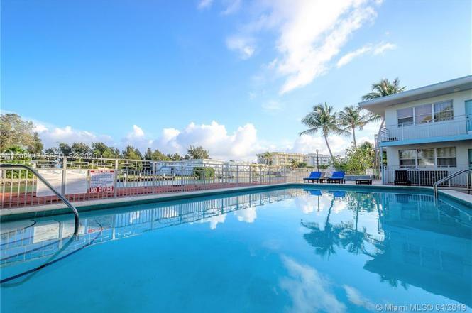 MARSEILLES DECO CONDO - Residential Lease