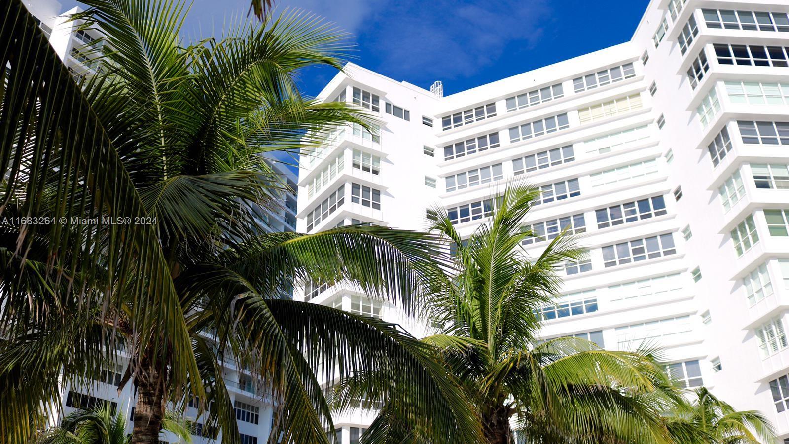 THE EXECUTIVE CONDO - Residential