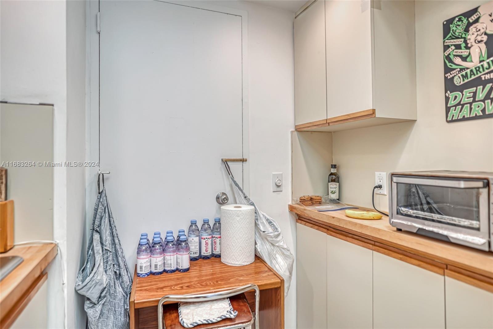THE EXECUTIVE CONDO - Residential
