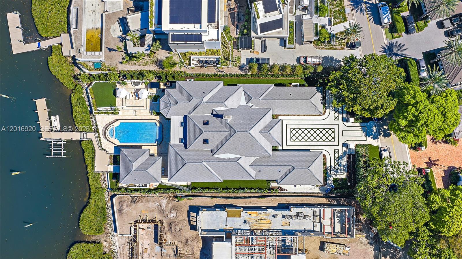 Admirals Cove - Residential