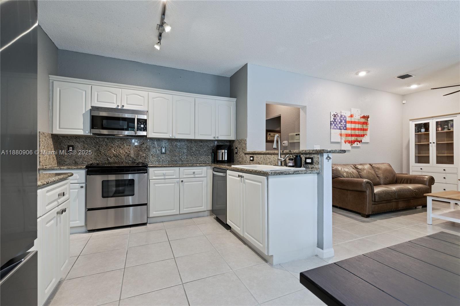 WEST PARK-EAST PARCEL - Residential