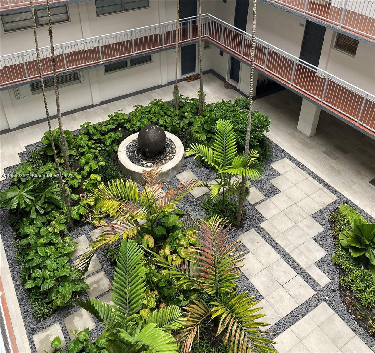 NIRVANA CONDO NO ONE COND - Residential