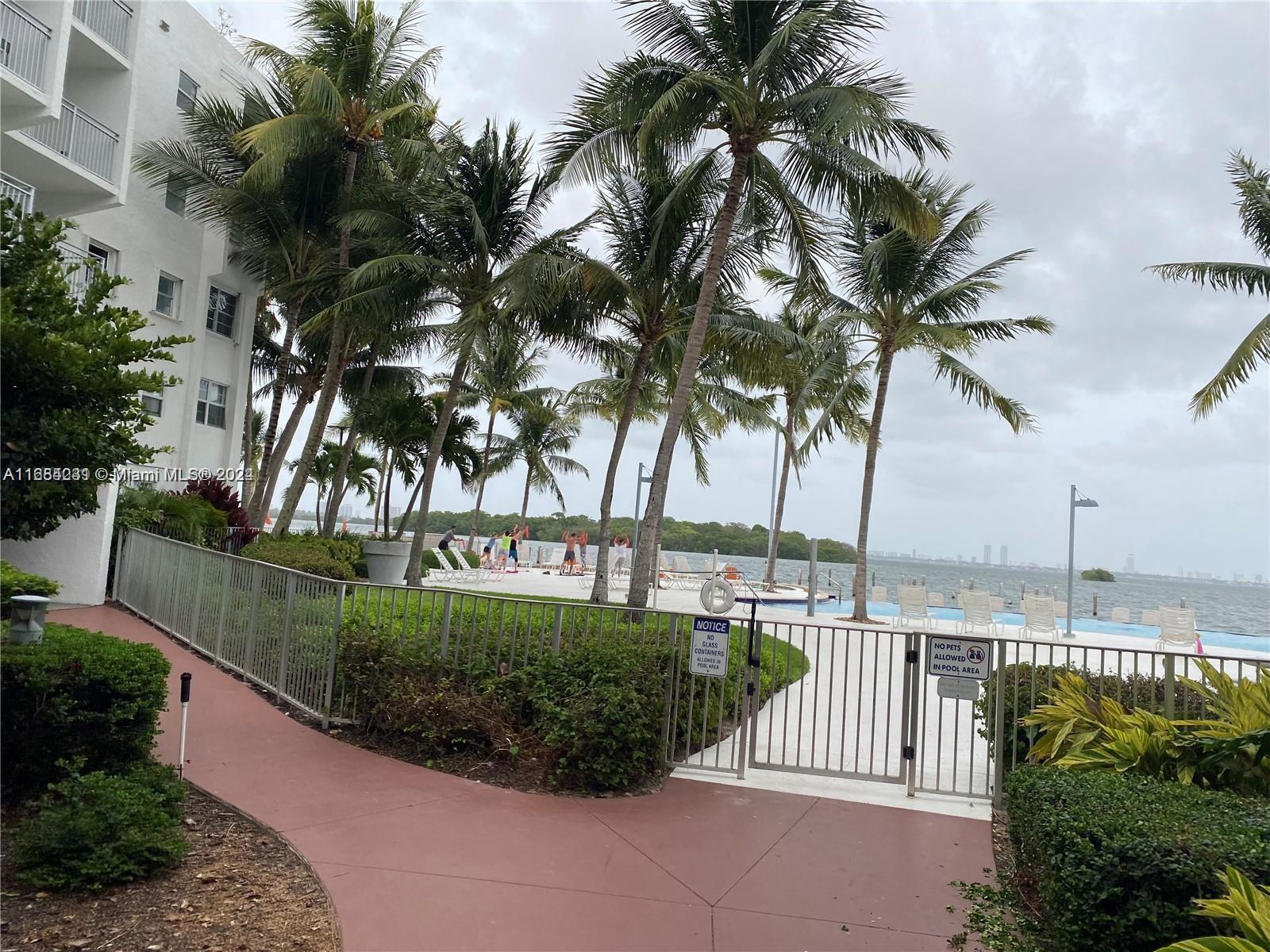 NIRVANA CONDO NO ONE COND - Residential