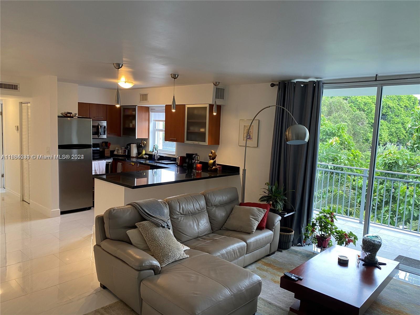 NIRVANA CONDO NO ONE COND - Residential