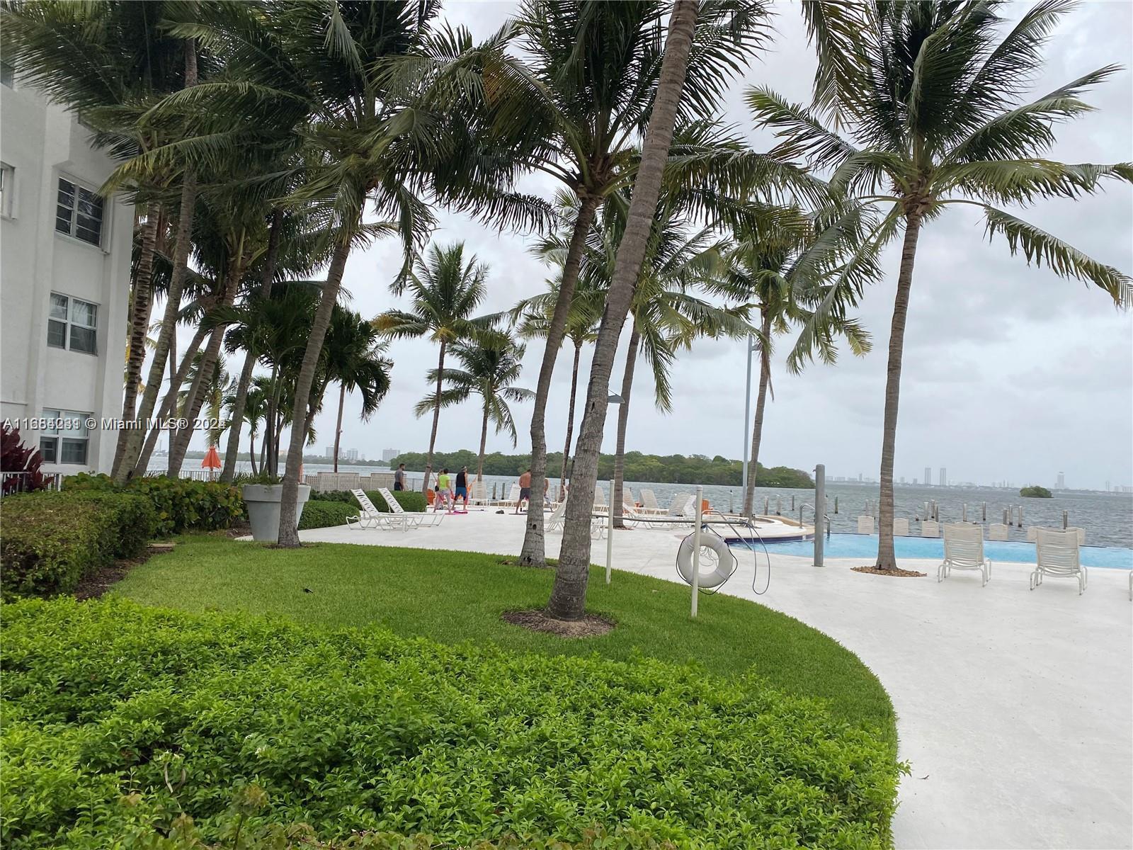 NIRVANA CONDO NO ONE COND - Residential