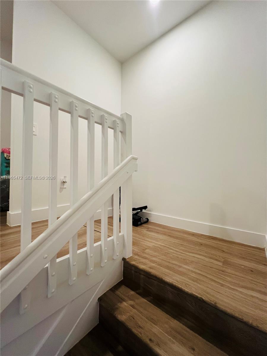 Century Park Square - Residential