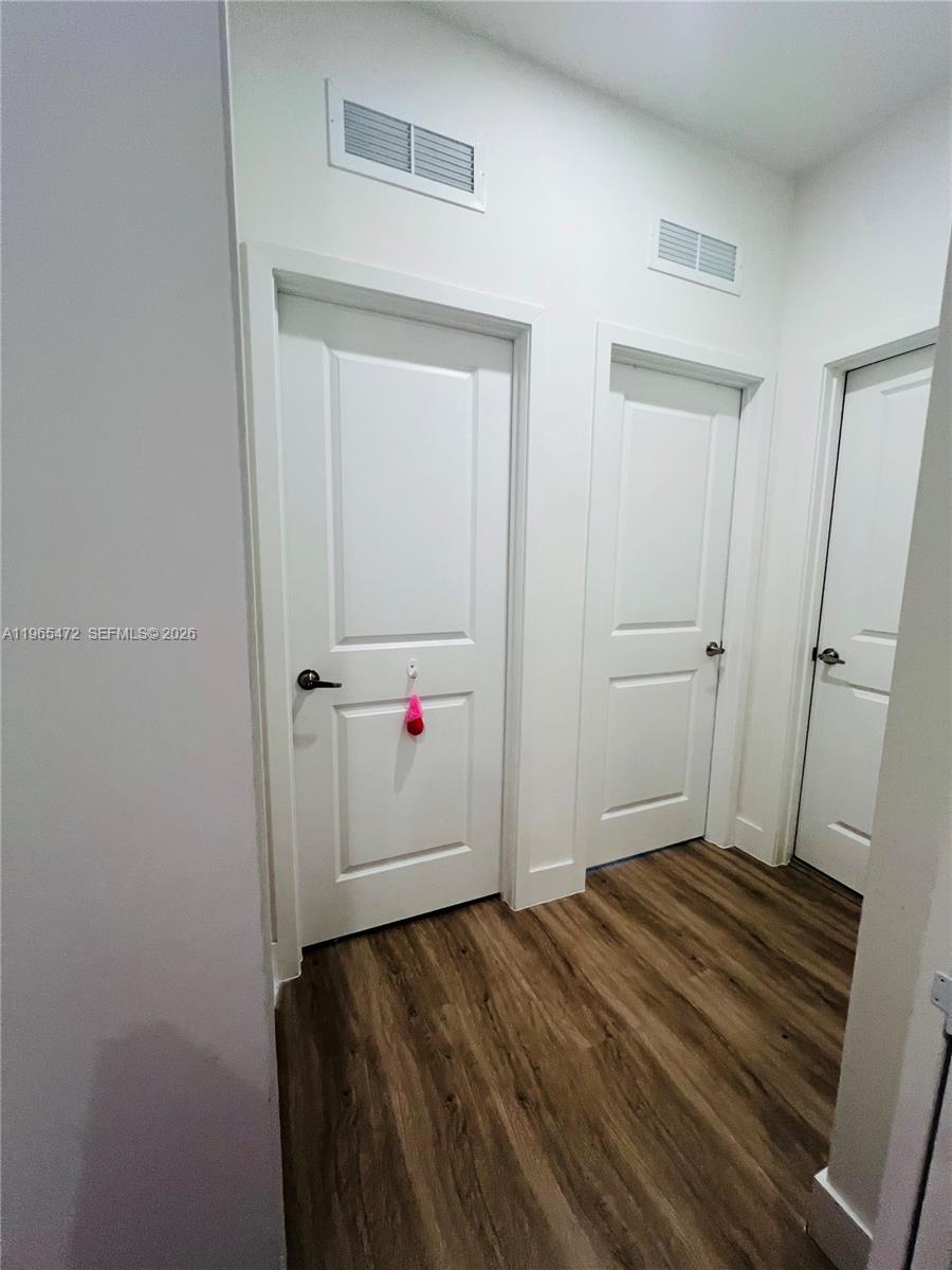 Century Park Square - Residential