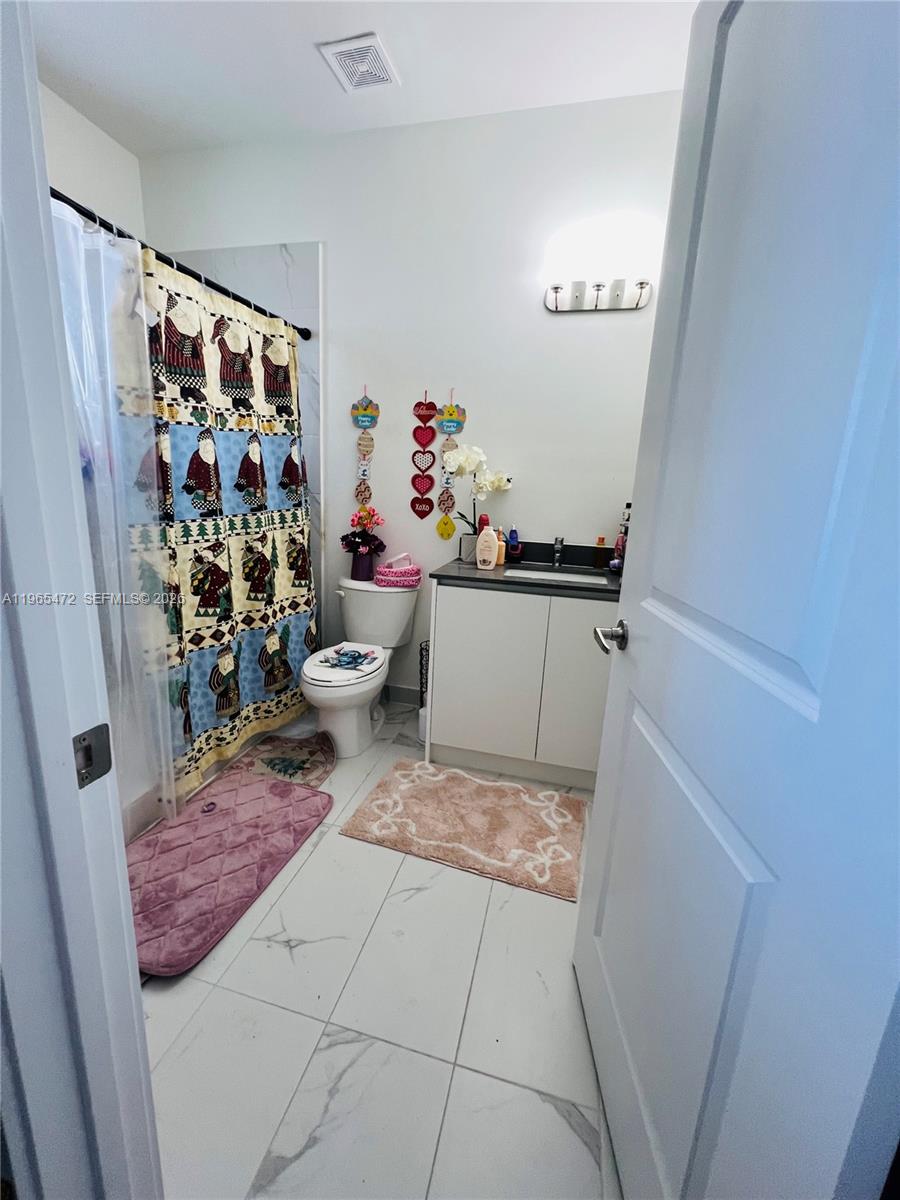 Century Park Square - Residential