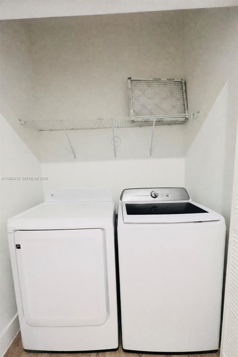 Century Park Square - Residential