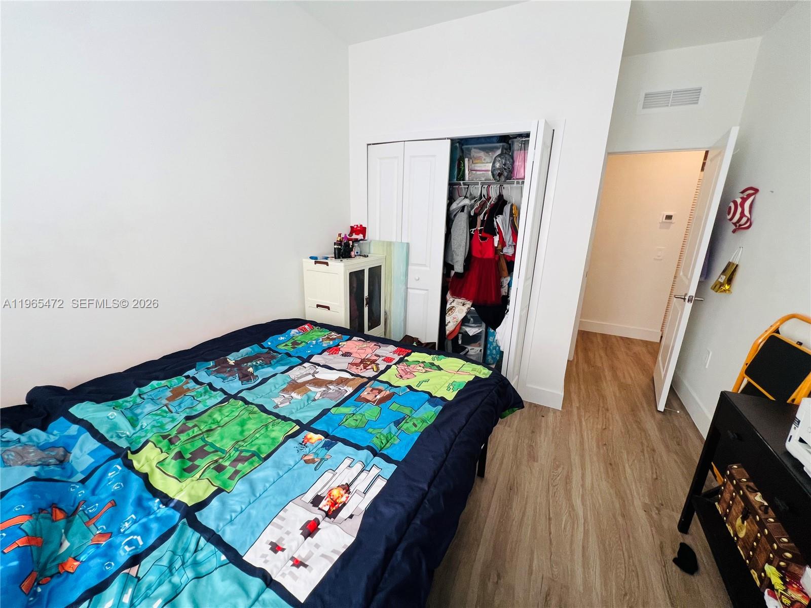 Century Park Square - Residential