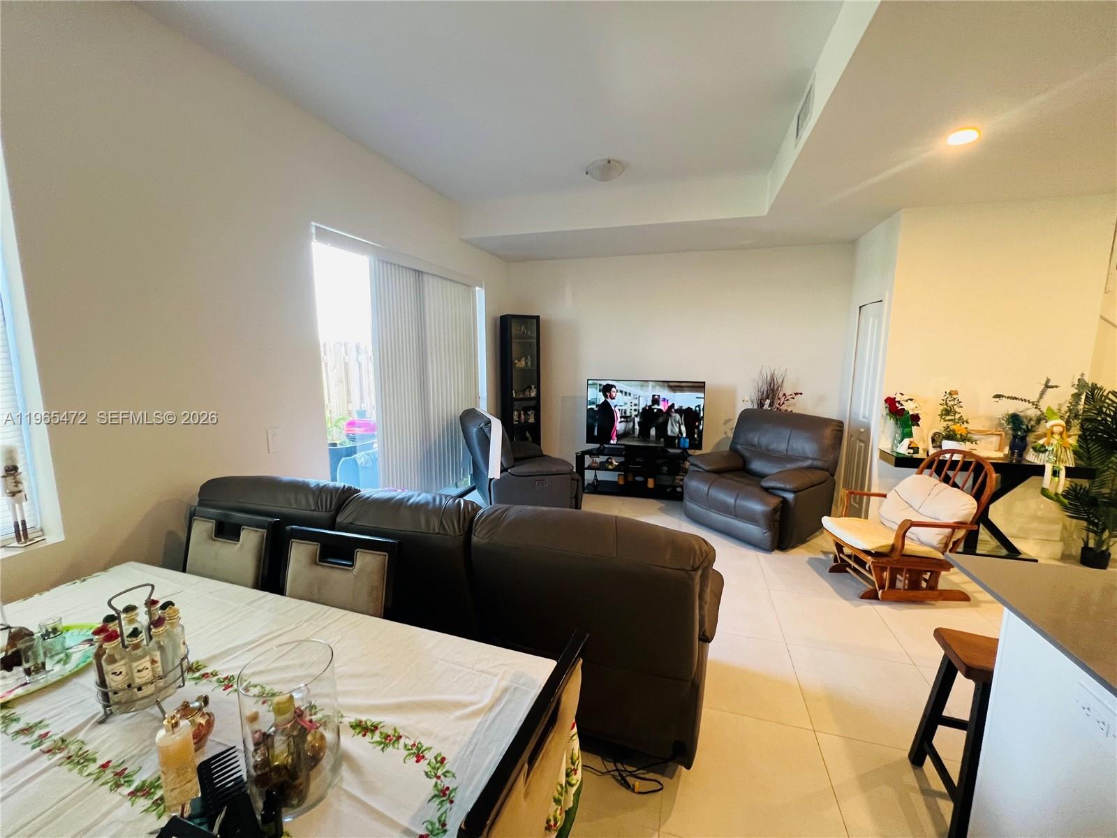 Century Park Square - Residential