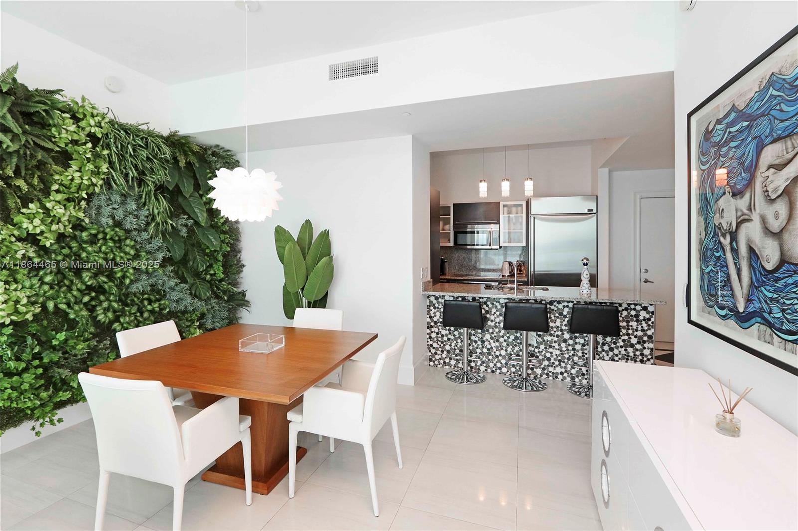 THE PLAZA 851 BRICKELL CO - Residential