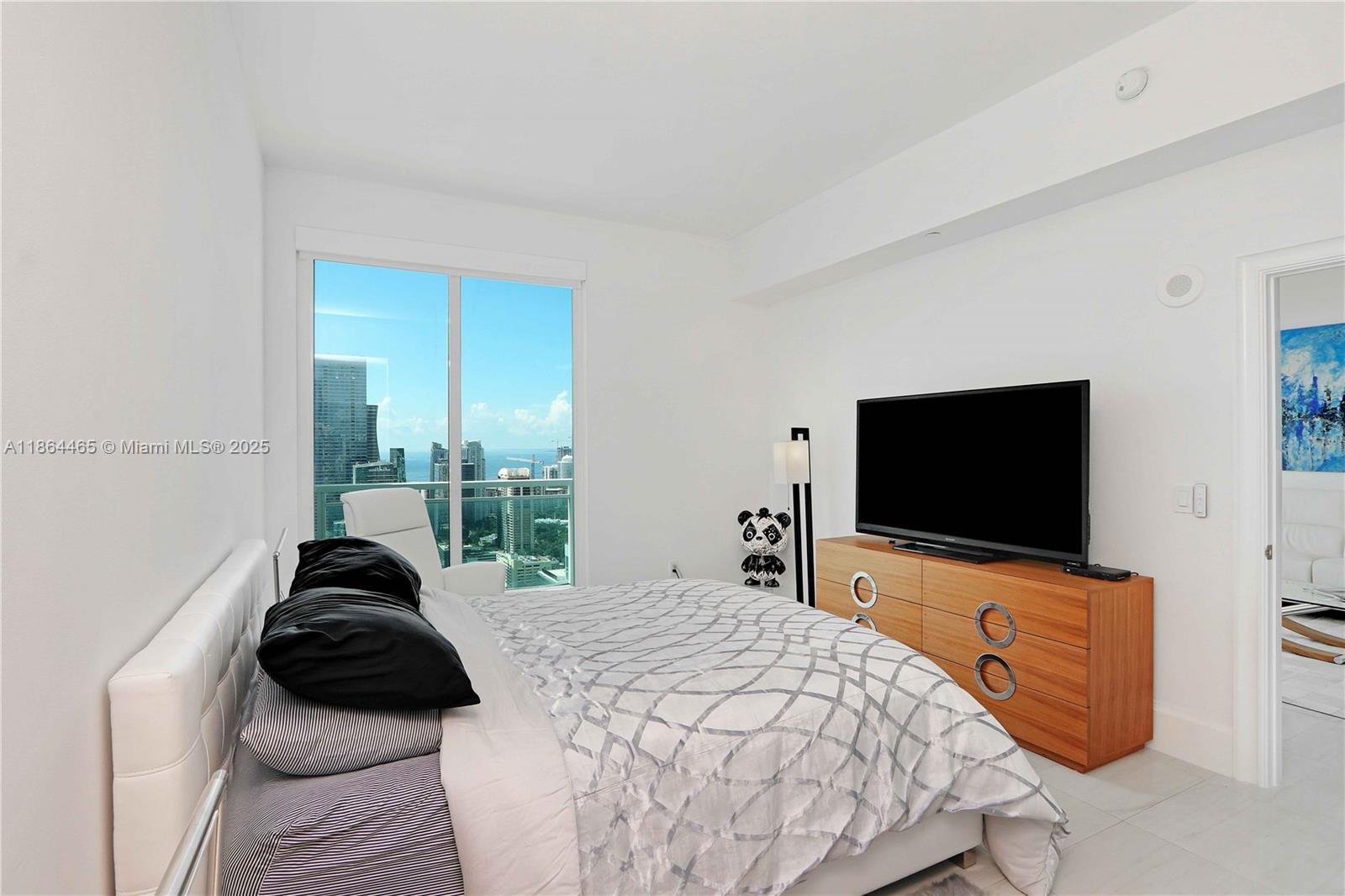 THE PLAZA 851 BRICKELL CO - Residential