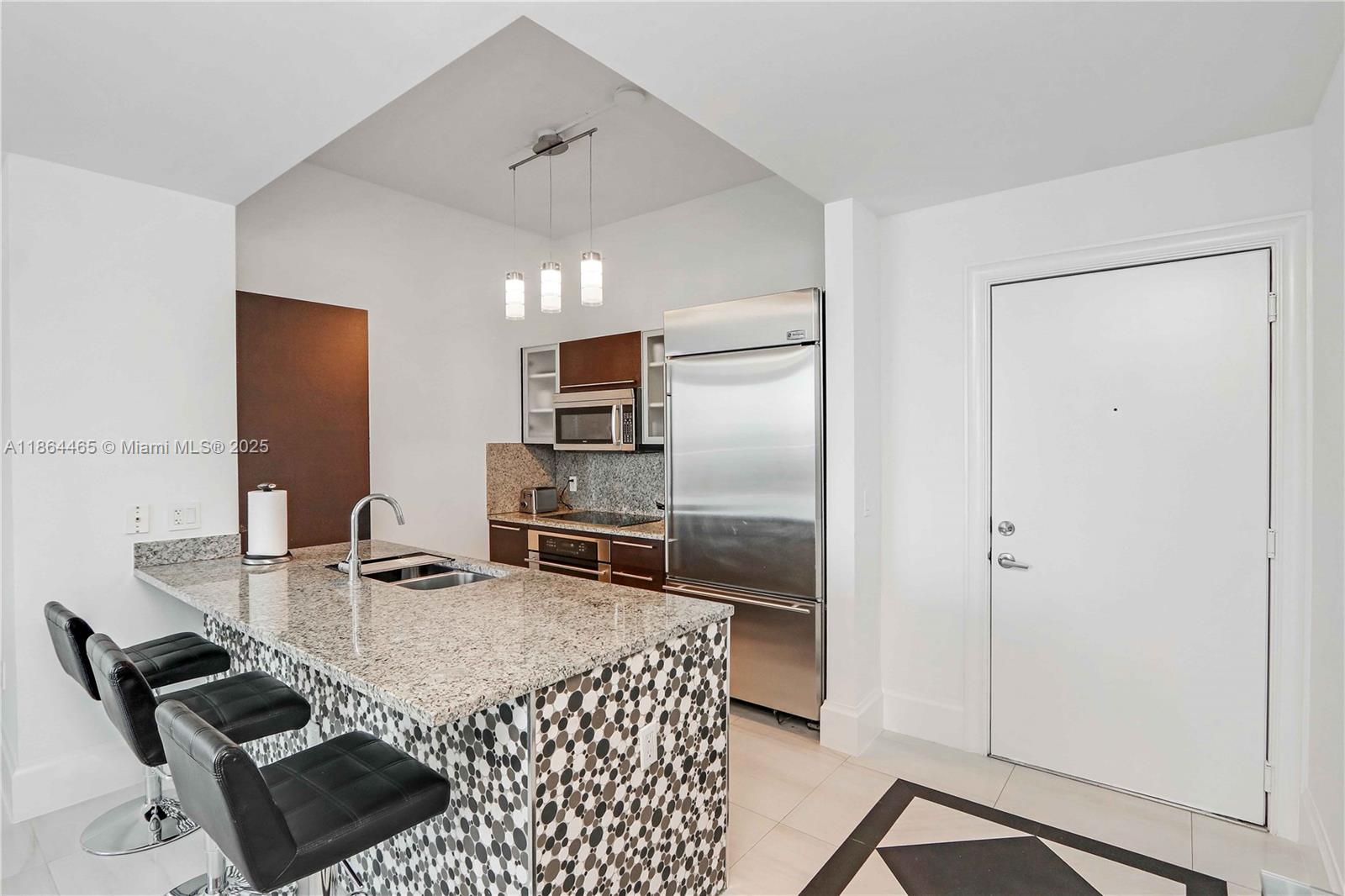 THE PLAZA 851 BRICKELL CO - Residential