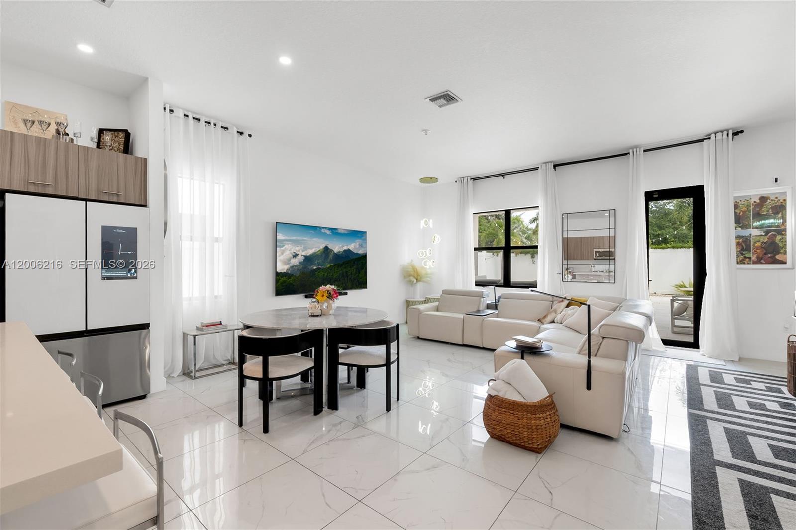 TUSCAN ISLES - Residential