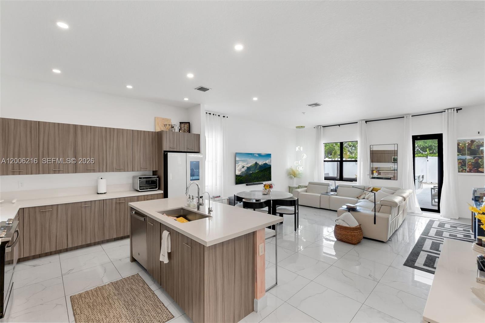 TUSCAN ISLES - Residential