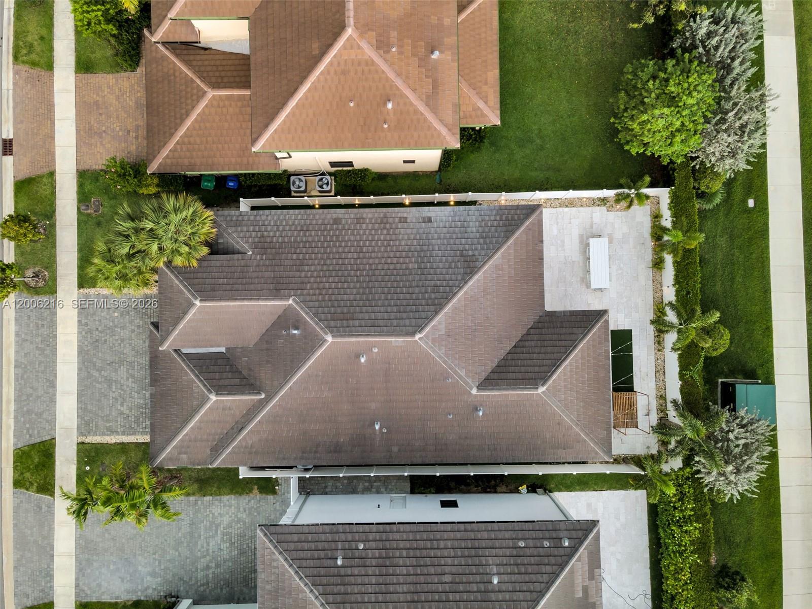 TUSCAN ISLES - Residential