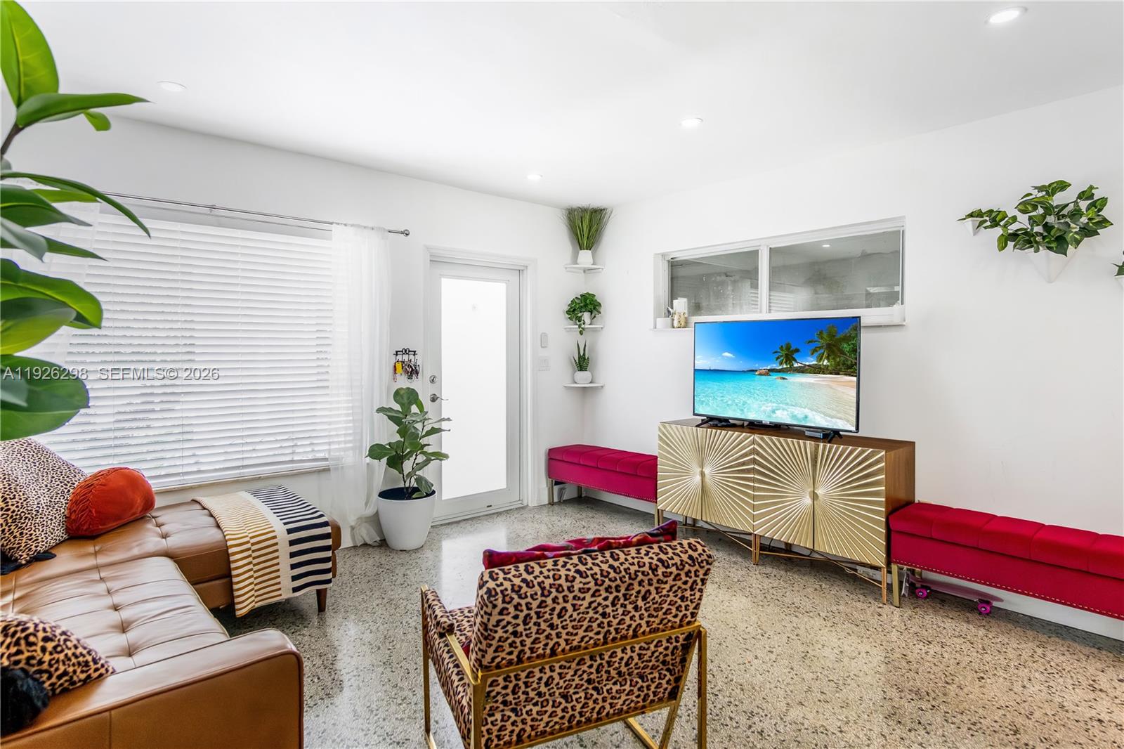 NORTH ANDREWS TERRACE FIR - Residential