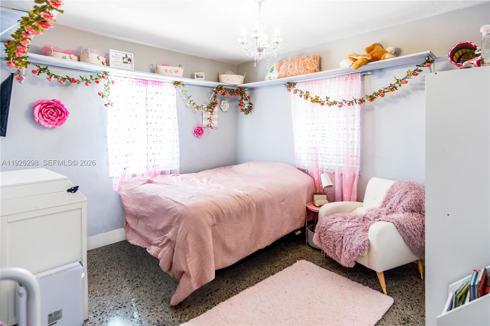 NORTH ANDREWS TERRACE FIR - Residential