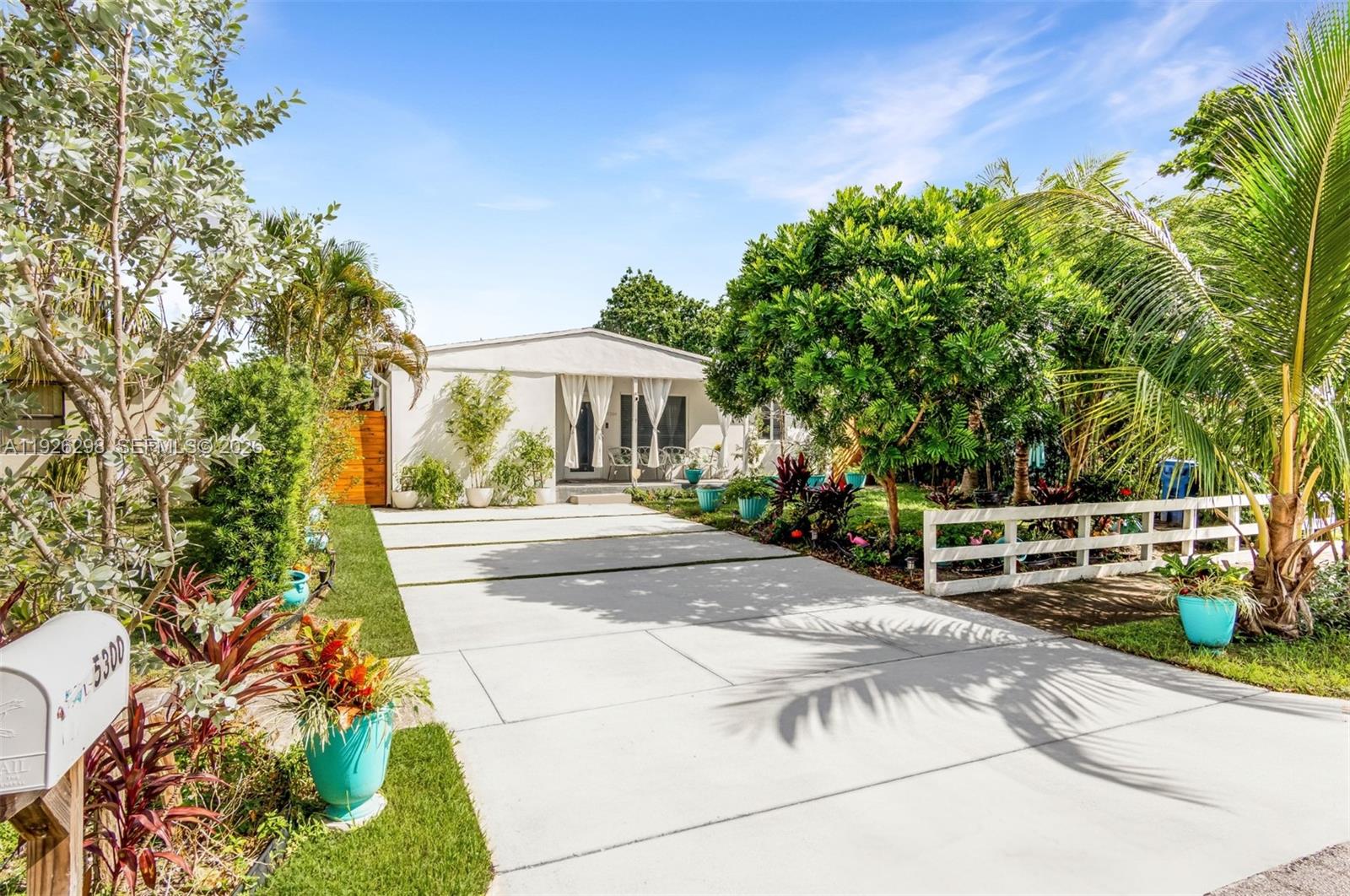 NORTH ANDREWS TERRACE FIR - Residential