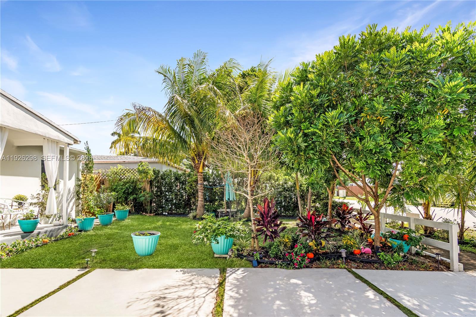 NORTH ANDREWS TERRACE FIR - Residential