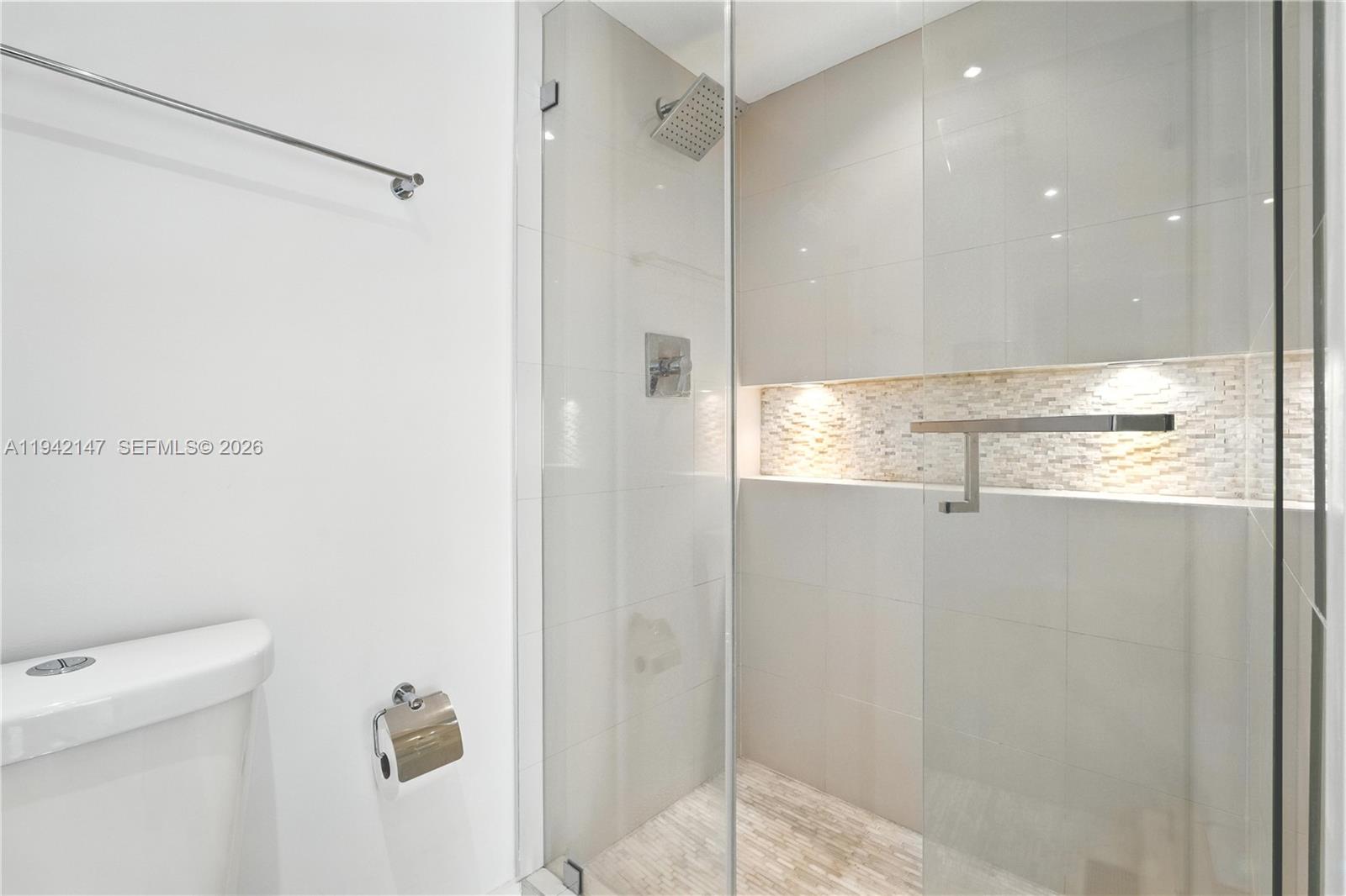 BRICKELL HARBOUR CONDO - Residential