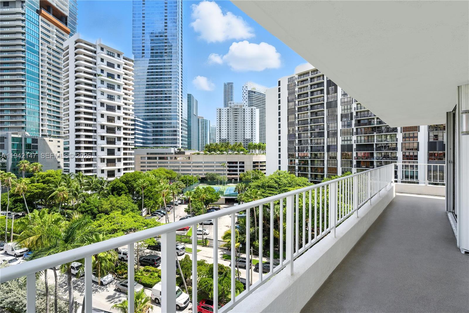 BRICKELL HARBOUR CONDO - Residential