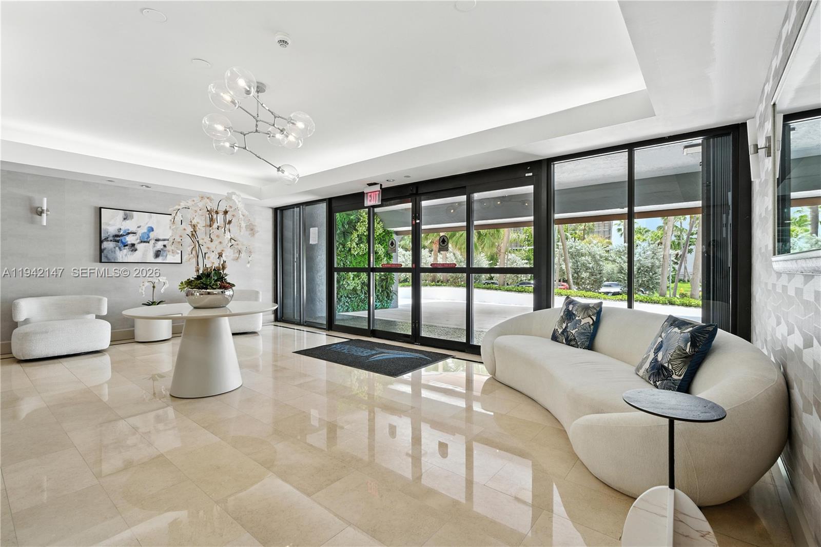 BRICKELL HARBOUR CONDO - Residential