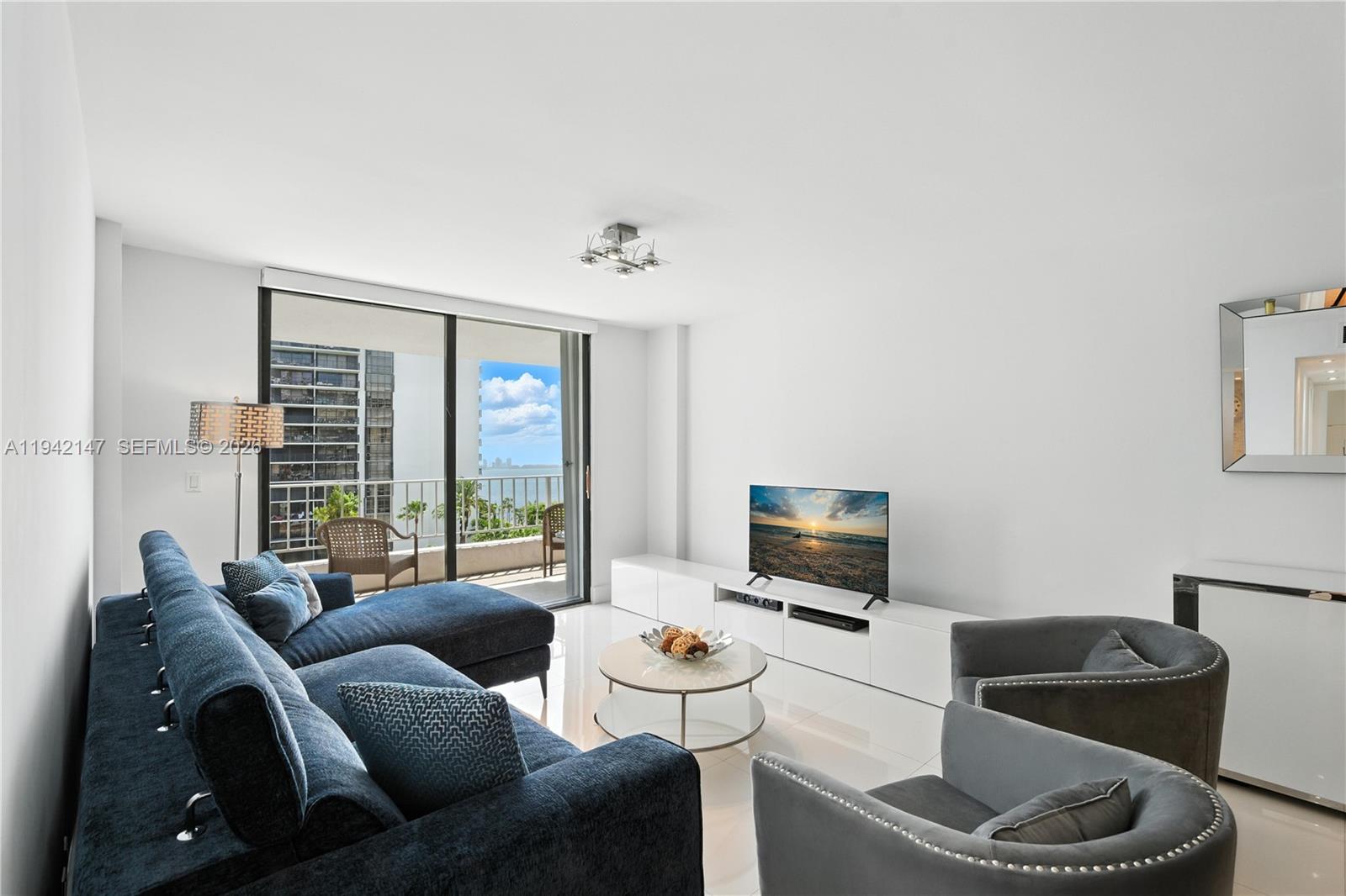 BRICKELL HARBOUR CONDO - Residential